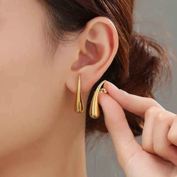 1Pair Stainless Steel Chunky Teardrop Stud Earring Minimalist Waterdrop Long Small Water Droplet Shiny Dangle Earrings for Women